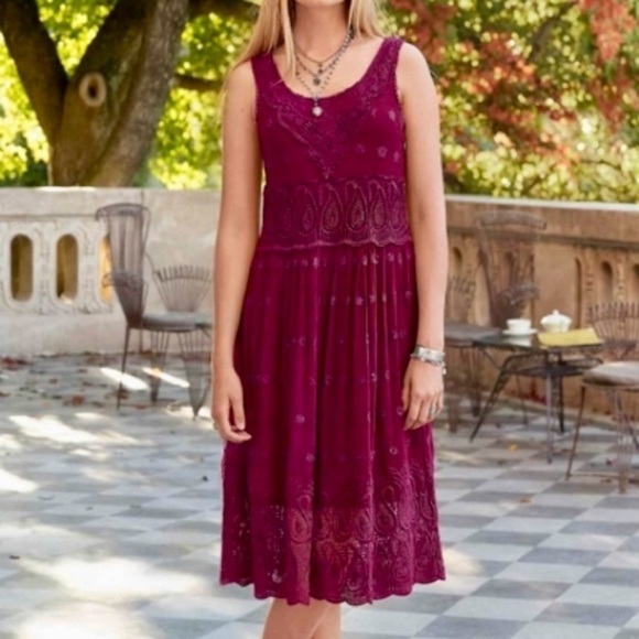 Sundance Cranberry love forever Embroidered Beaded size 2 scoop neck midi  Dress - Picture 1 of 8